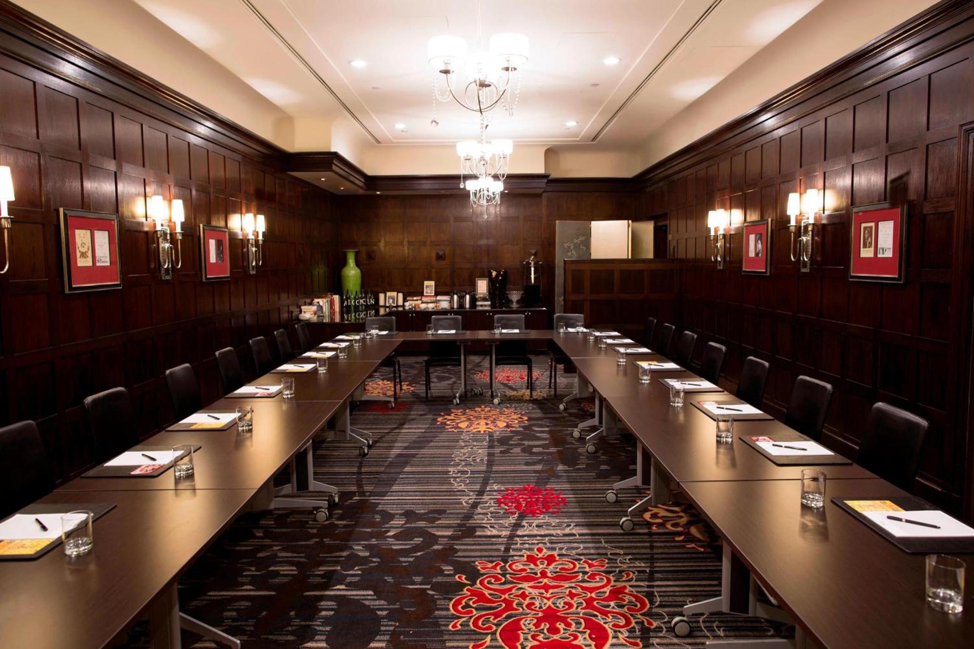 The Algonquin Times Square, Autograph Collection Hotel New York