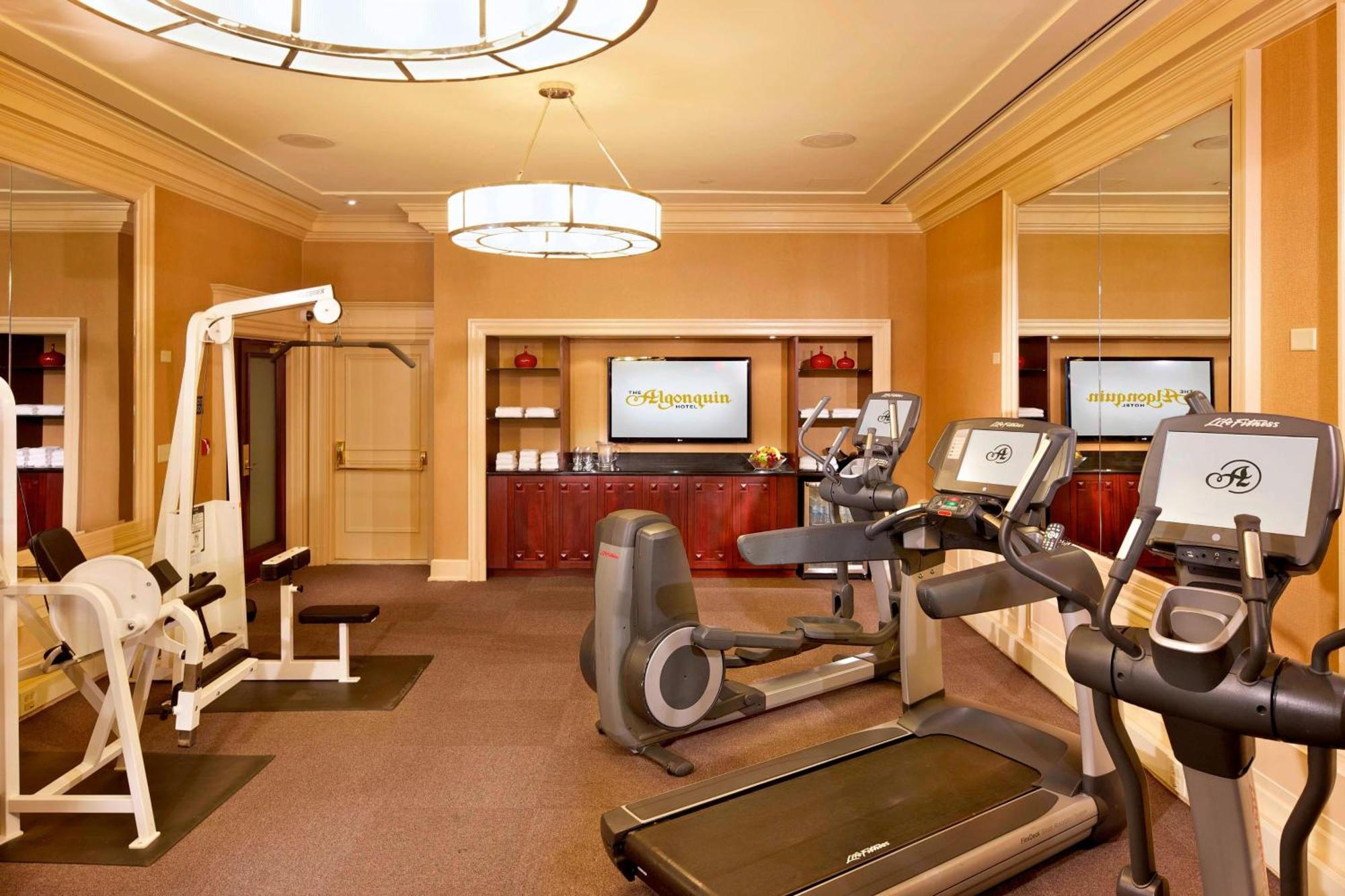 The Algonquin Times Square, Autograph Collection 4*