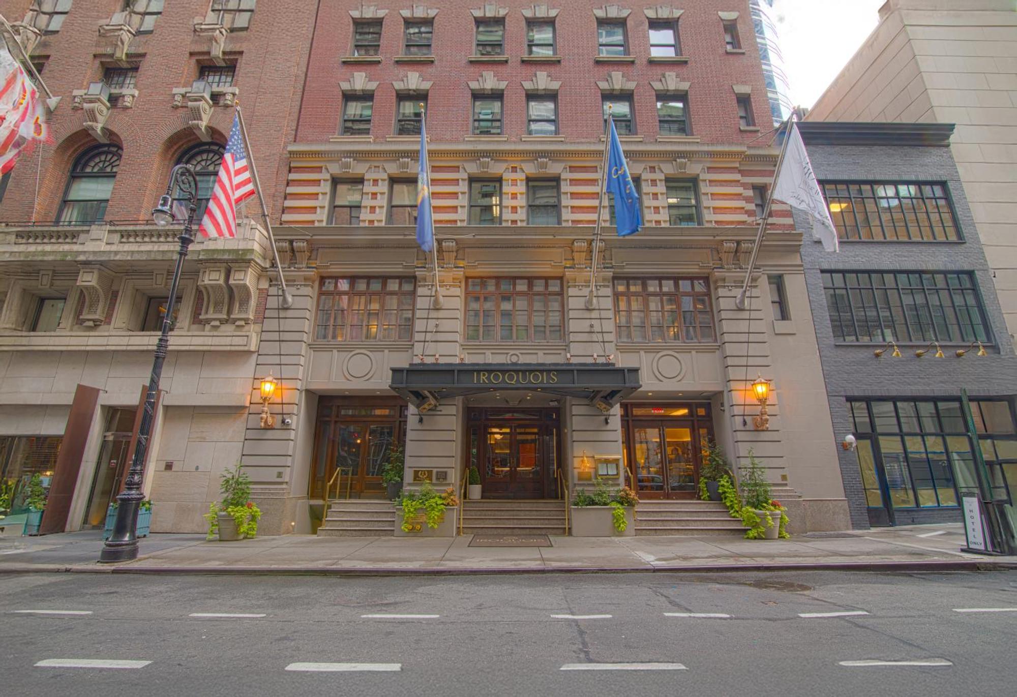 Iroquois Times Square Hotel New York