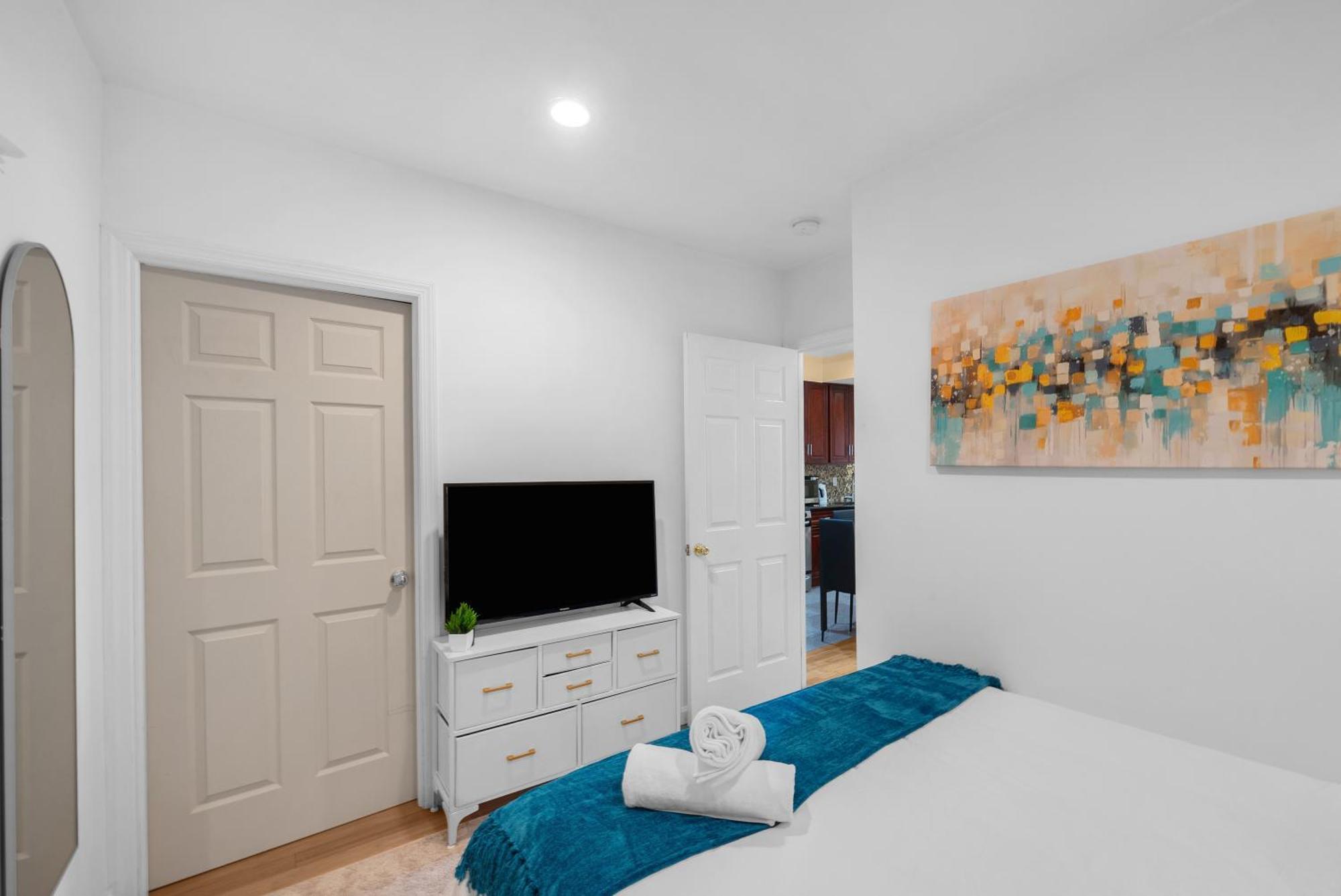 Gorgeous 4 Bedroom 2 Bathroom Nyc Apartment New York