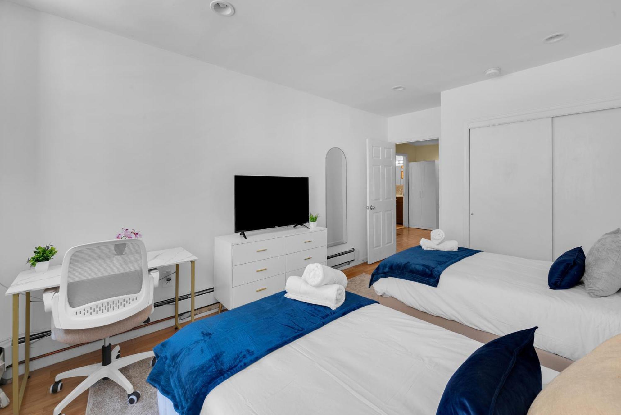 Gorgeous 4 Bedroom 2 Bathroom Nyc New York