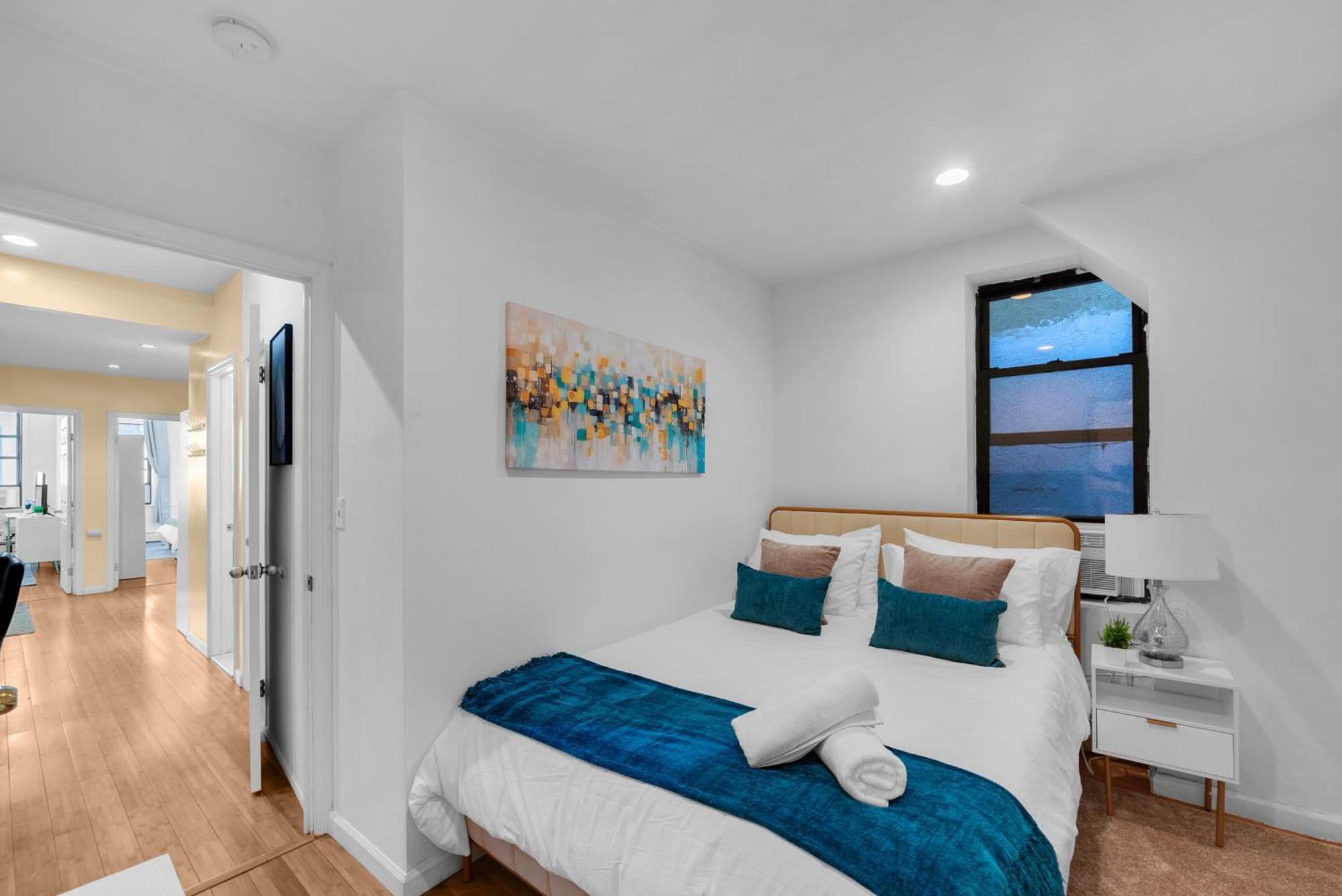 Gorgeous 4 Bedroom 2 Bathroom Nyc * New York