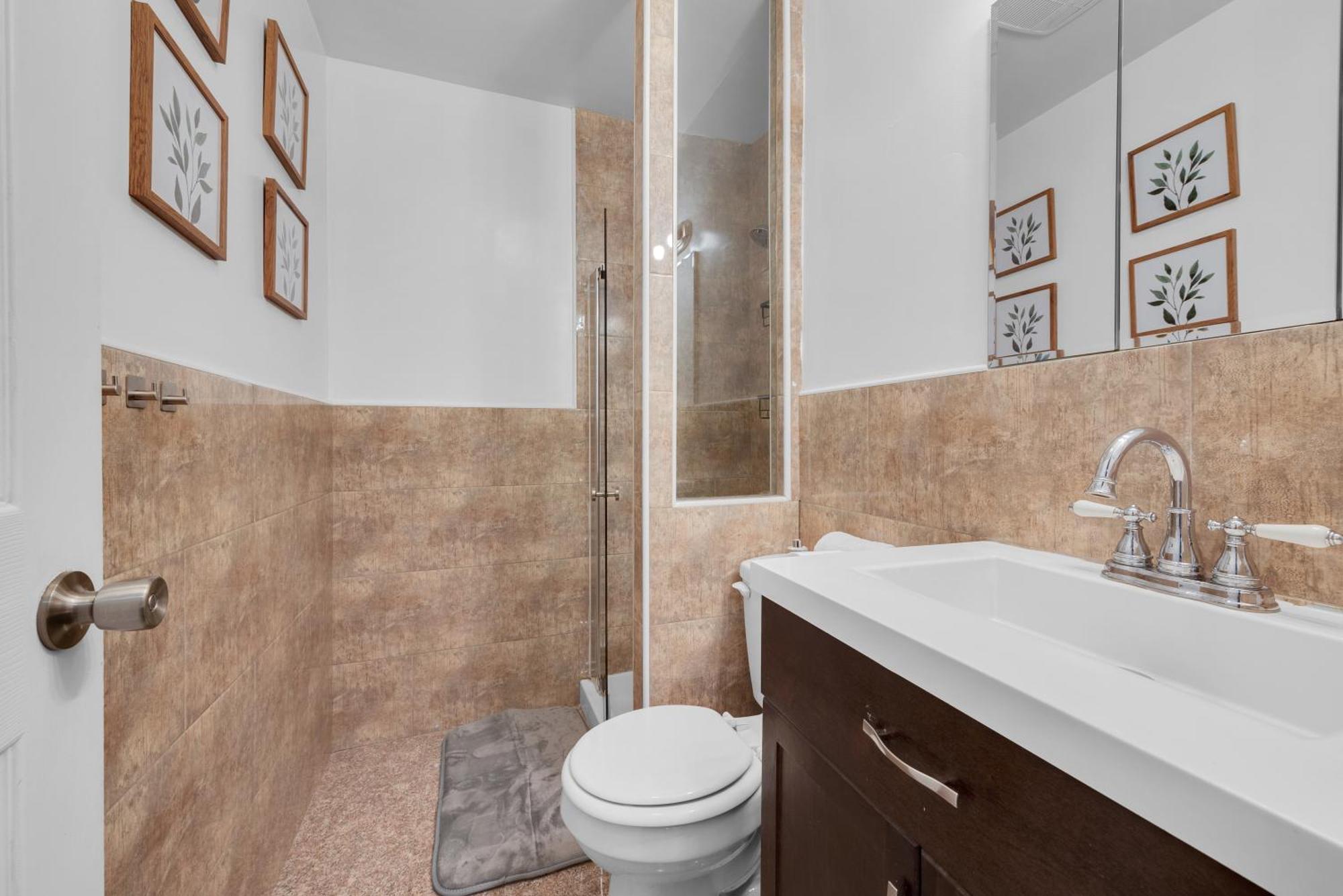 Gorgeous 4 Bedroom 2 Bathroom Nyc New York