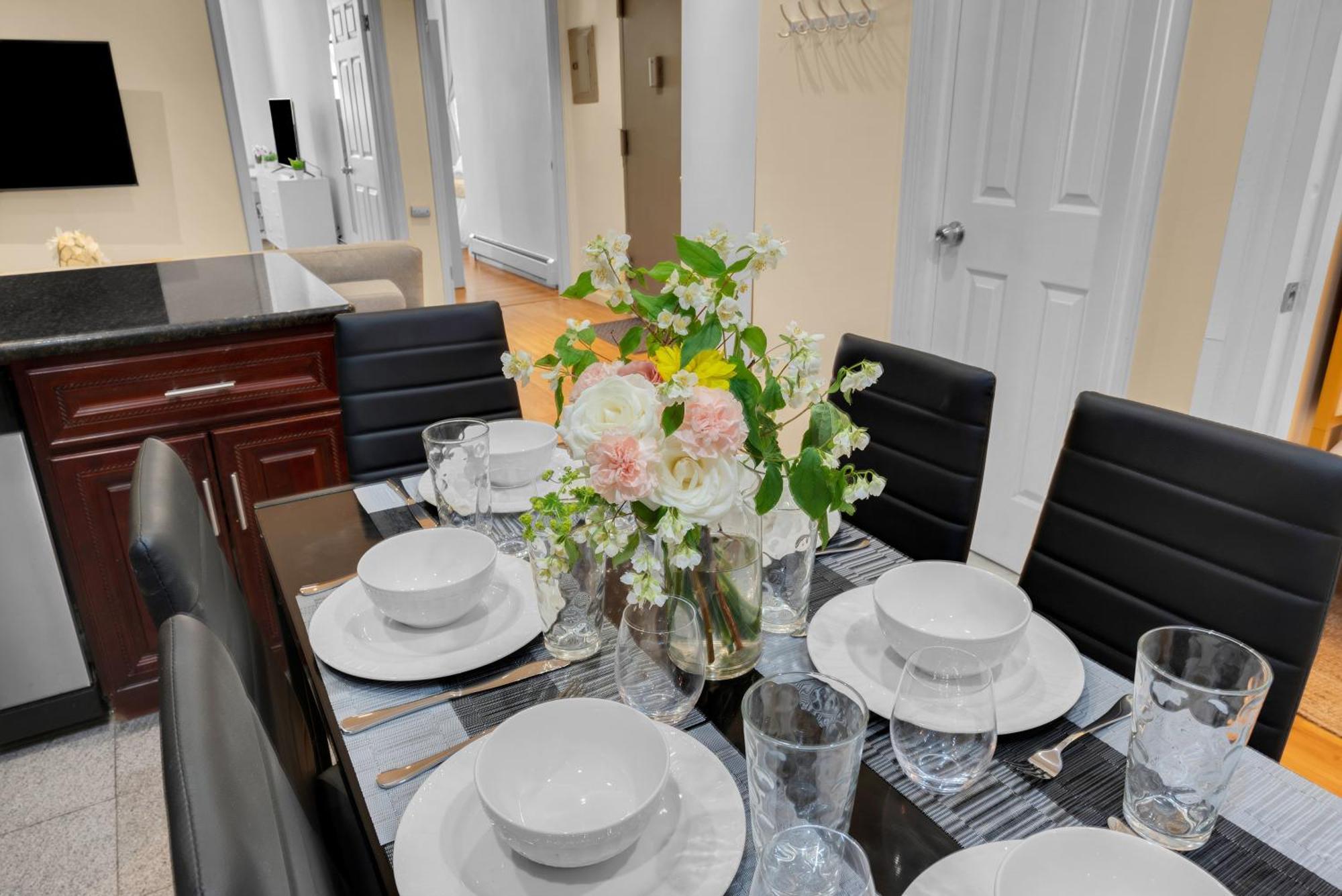 Gorgeous 4 Bedroom 2 Bathroom Nyc Apartment