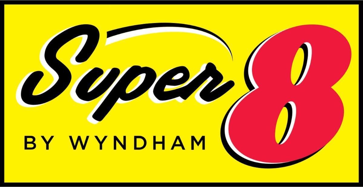Super 8 By Wyndham Bronx Near Stadium * New York