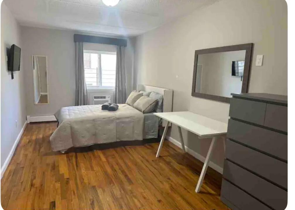 Guest house 315 Medrentals New York