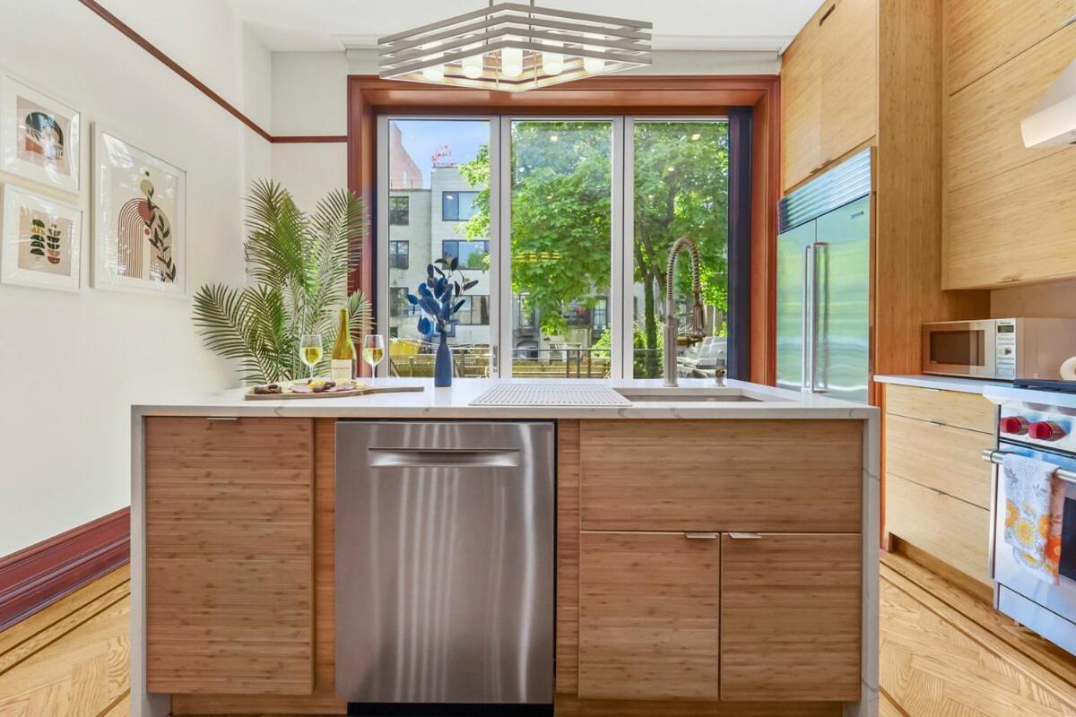 Apartment Swj544fh Huge 6br 4ba Backyard Access New York