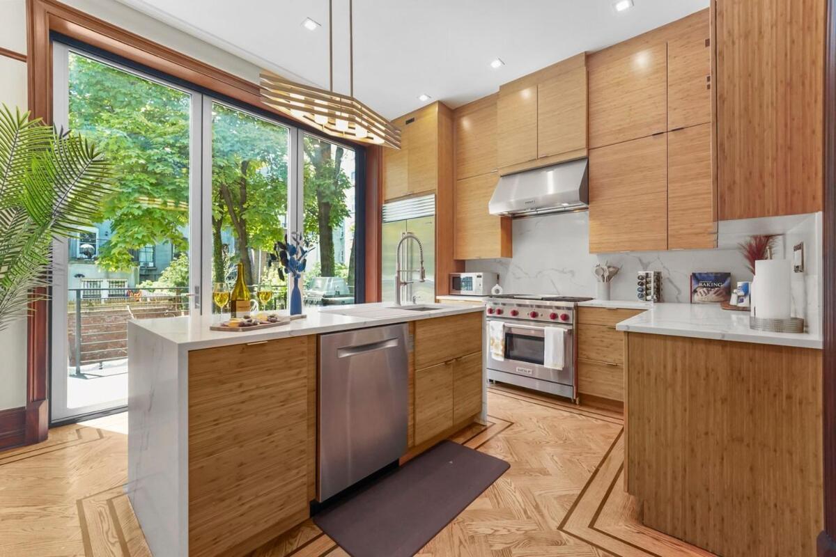 Swj544fh Huge 6br 4ba Backyard Access New York