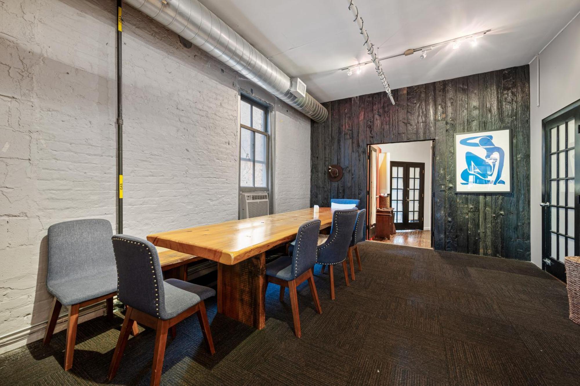Soho Fancy 2000 Square Feet Loft Apartment New York