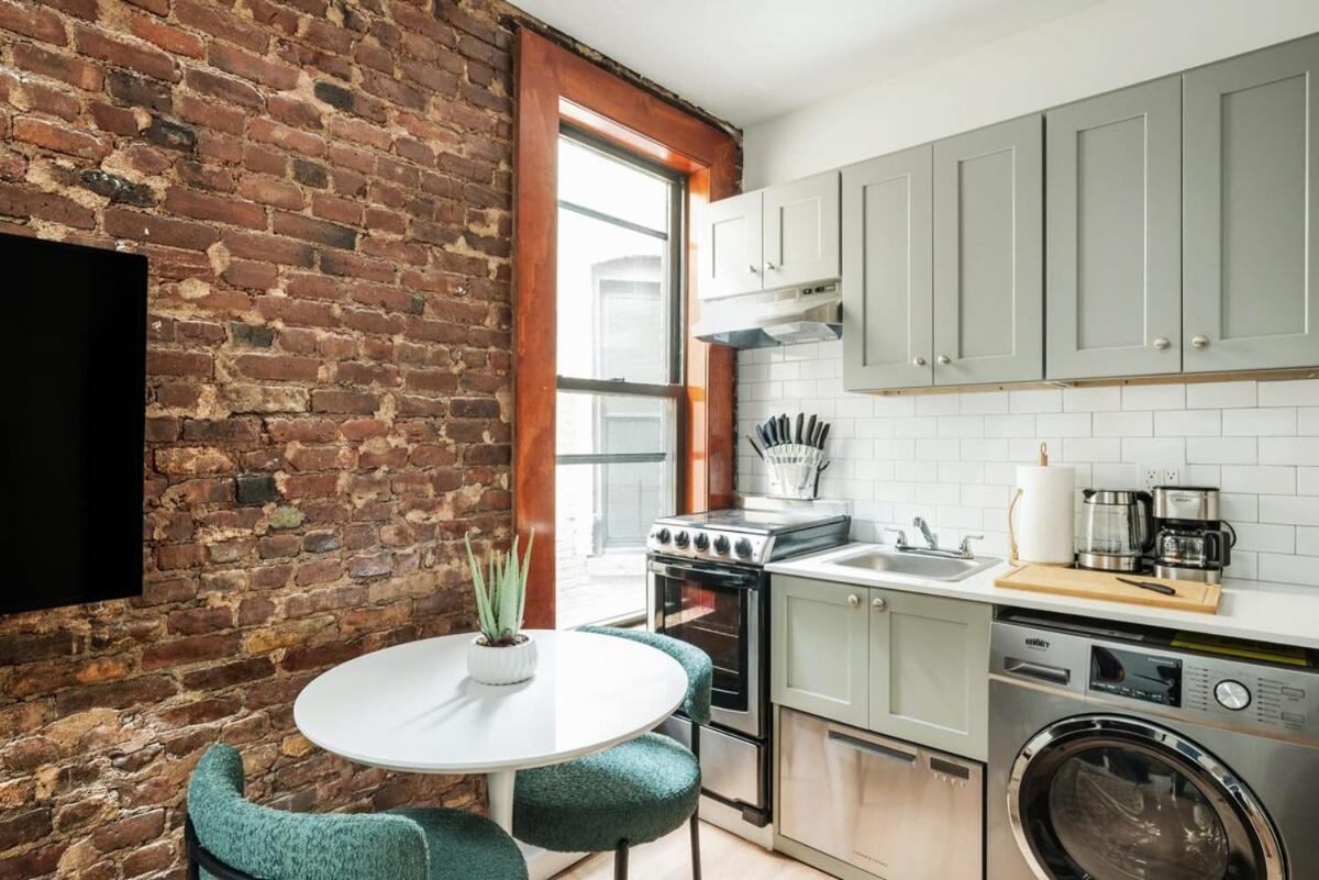 153-5a Charming 2br Lower East Side Apartment *