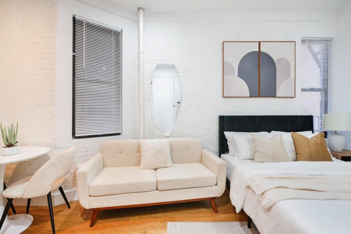 403-2e Newly Renovated Ues Apartment New York