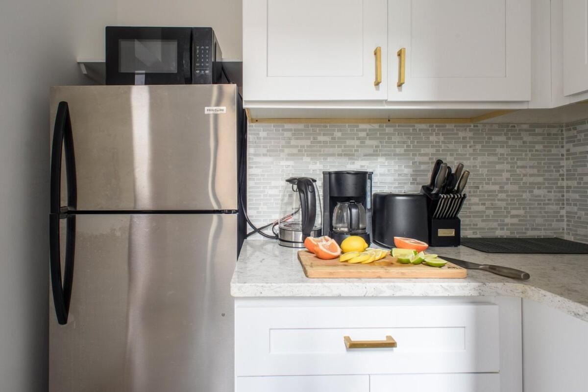 428-3r Spacious 2br Newly Furnished Apartment