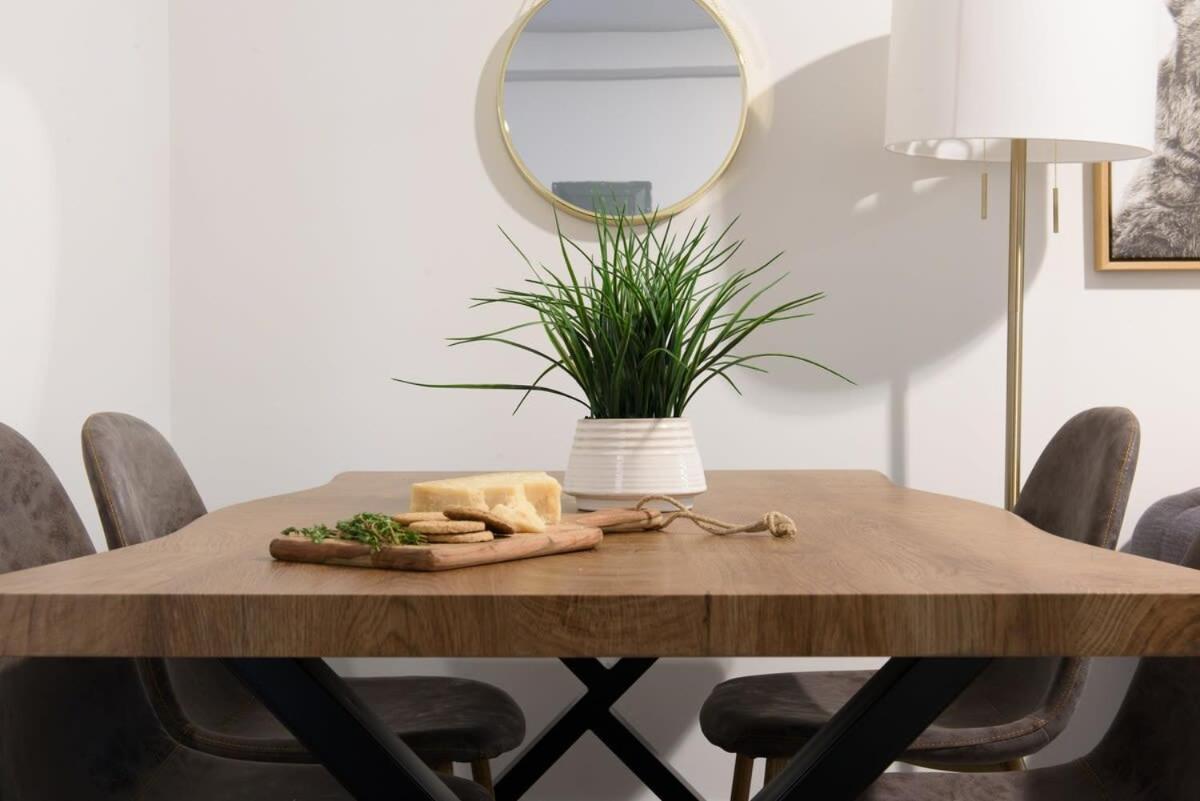 Apartment 39-1 Renovated 3br New York