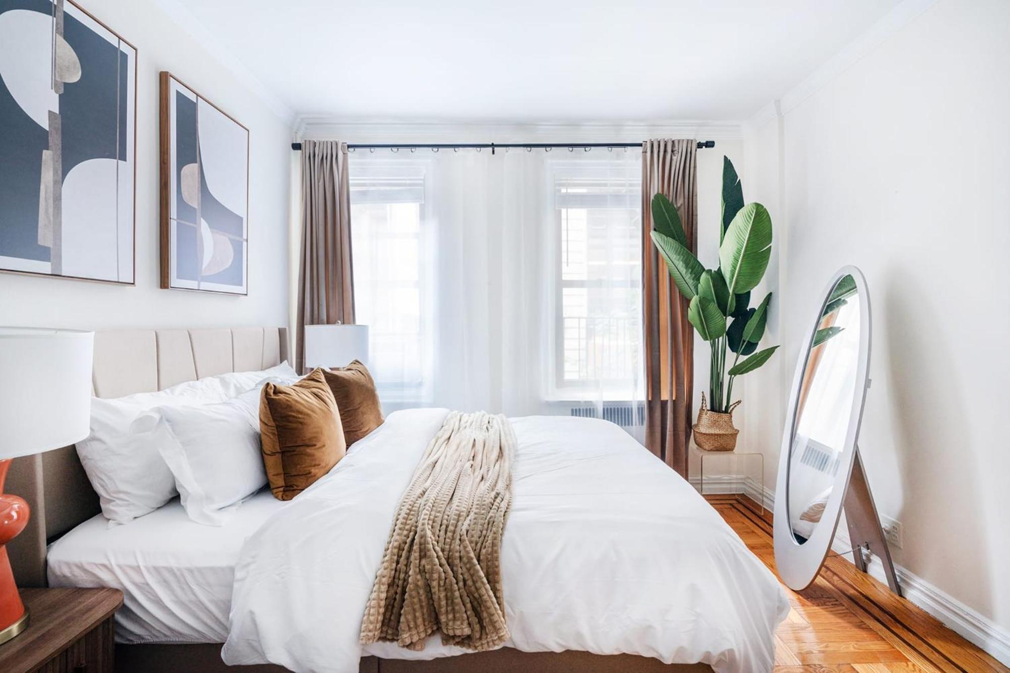 105-2c Xl Prime Location Apartment *