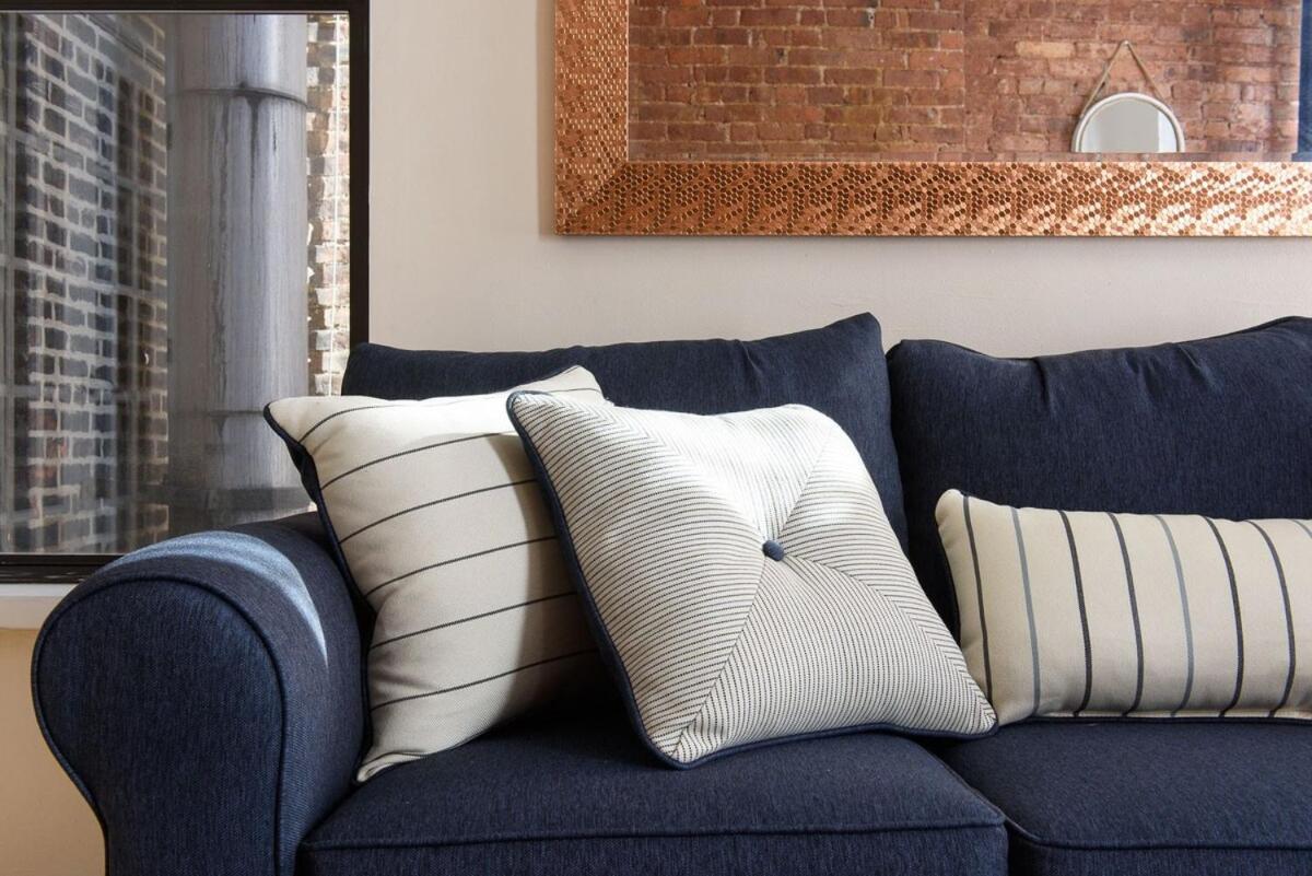 Apartment 428-4r 2 Bedroom Newly Furnished New York