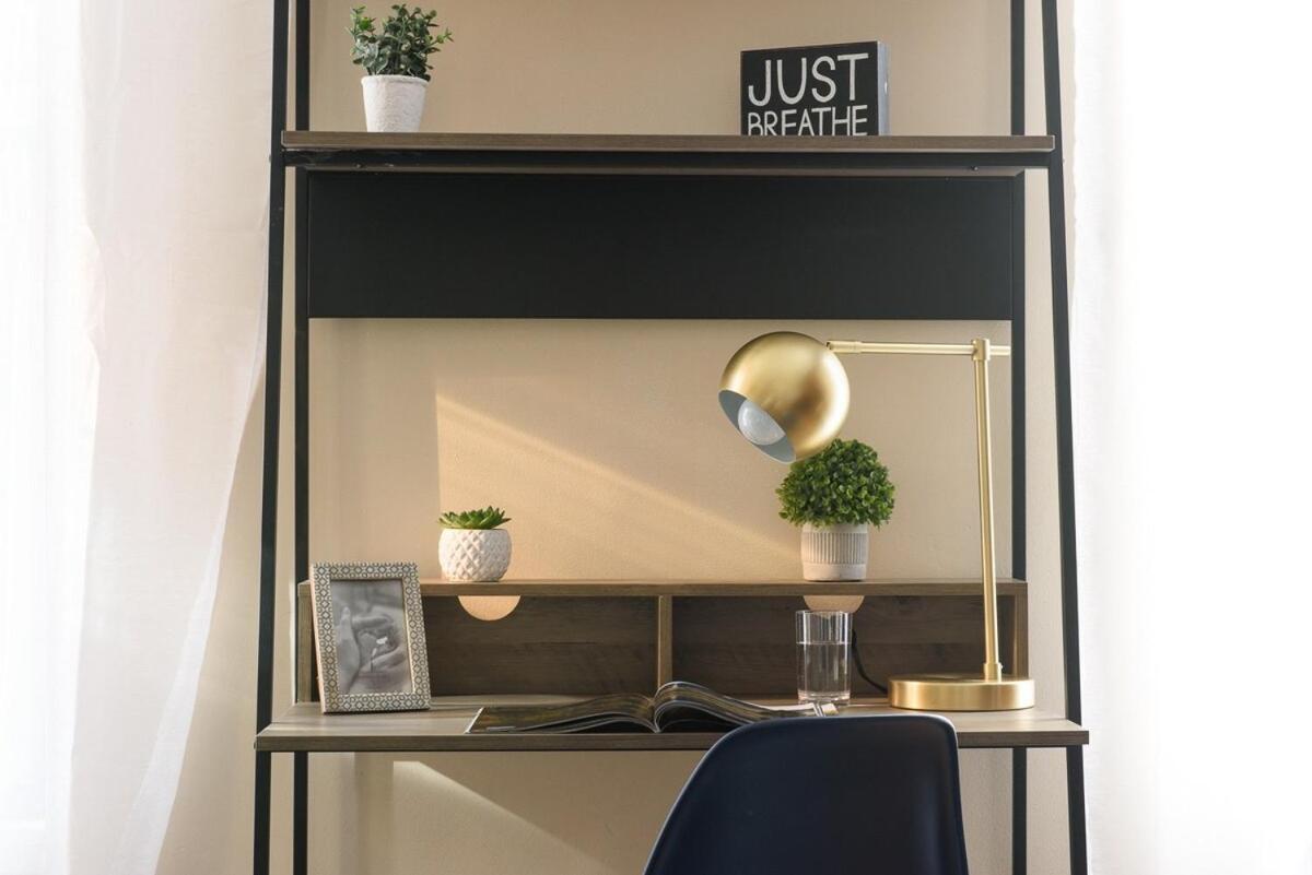 428-4r 2 Bedroom Newly Furnished New York