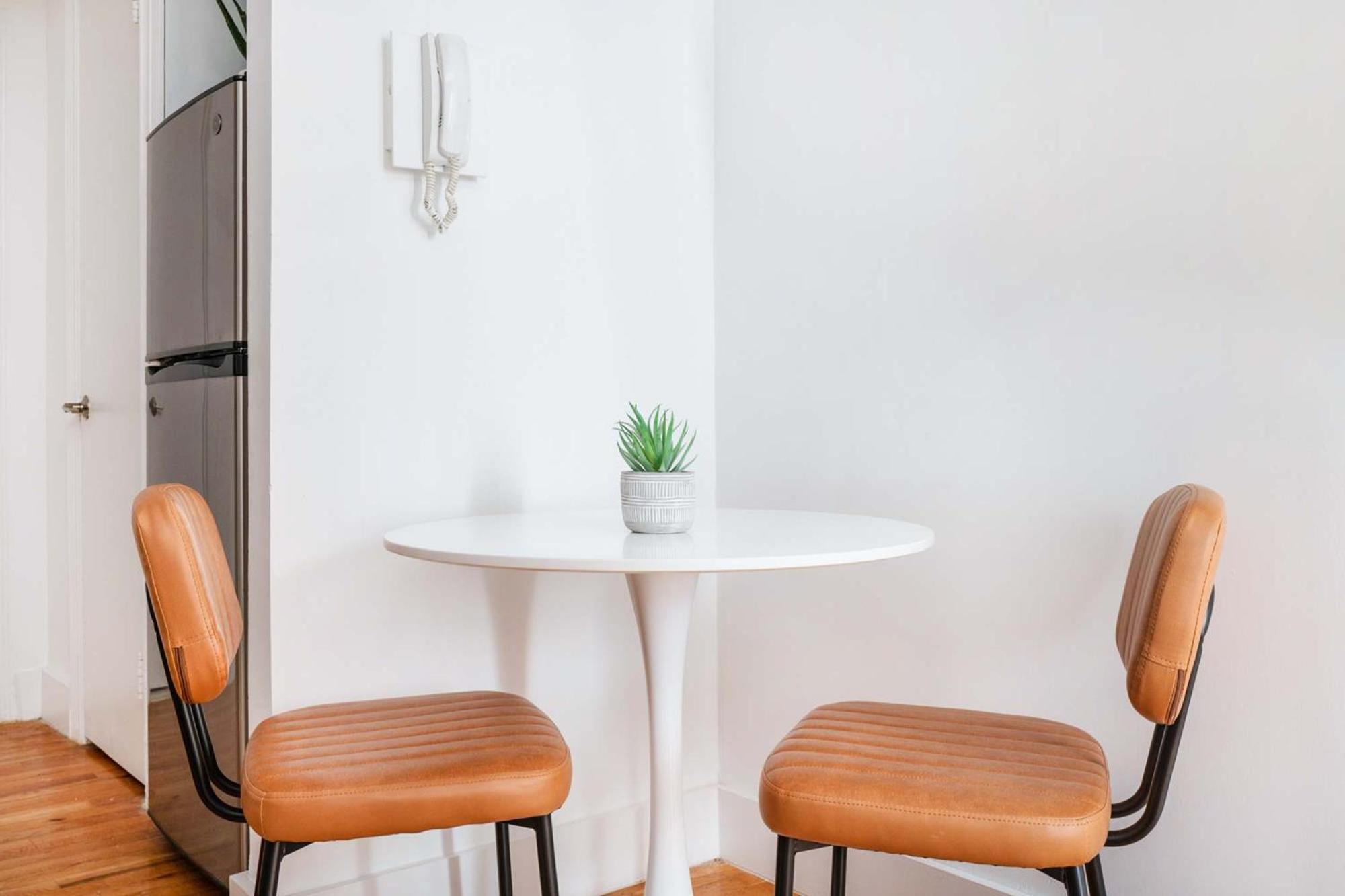 444-1a Beautiful 1br Midtown West * New York