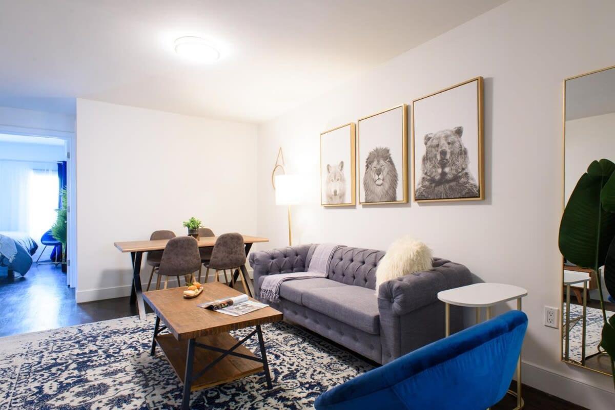 39-3 Newly Renovated 3 Br Apartment *