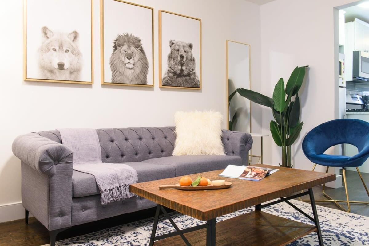 39-3 Newly Renovated 3 Br New York