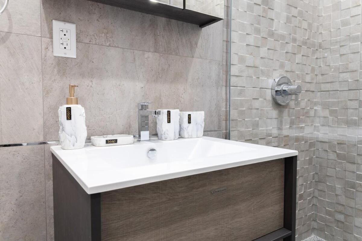 Apartment 317-4c New Modern 1br W&d Walk To Park New York