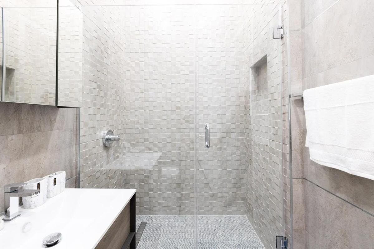 317-4c New Modern 1br W&d Walk To Park Apartment