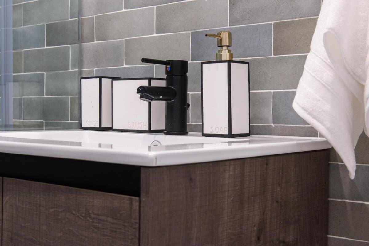 3-2 Prime East Village Private Outdoor * New York