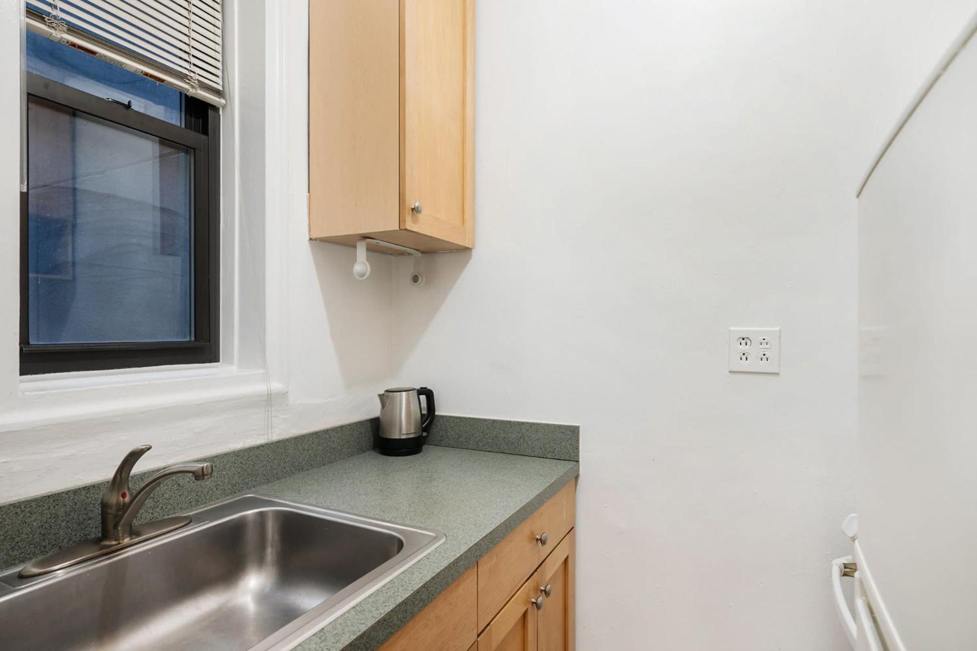 Apartment 105-2c Xl Prime Location New York