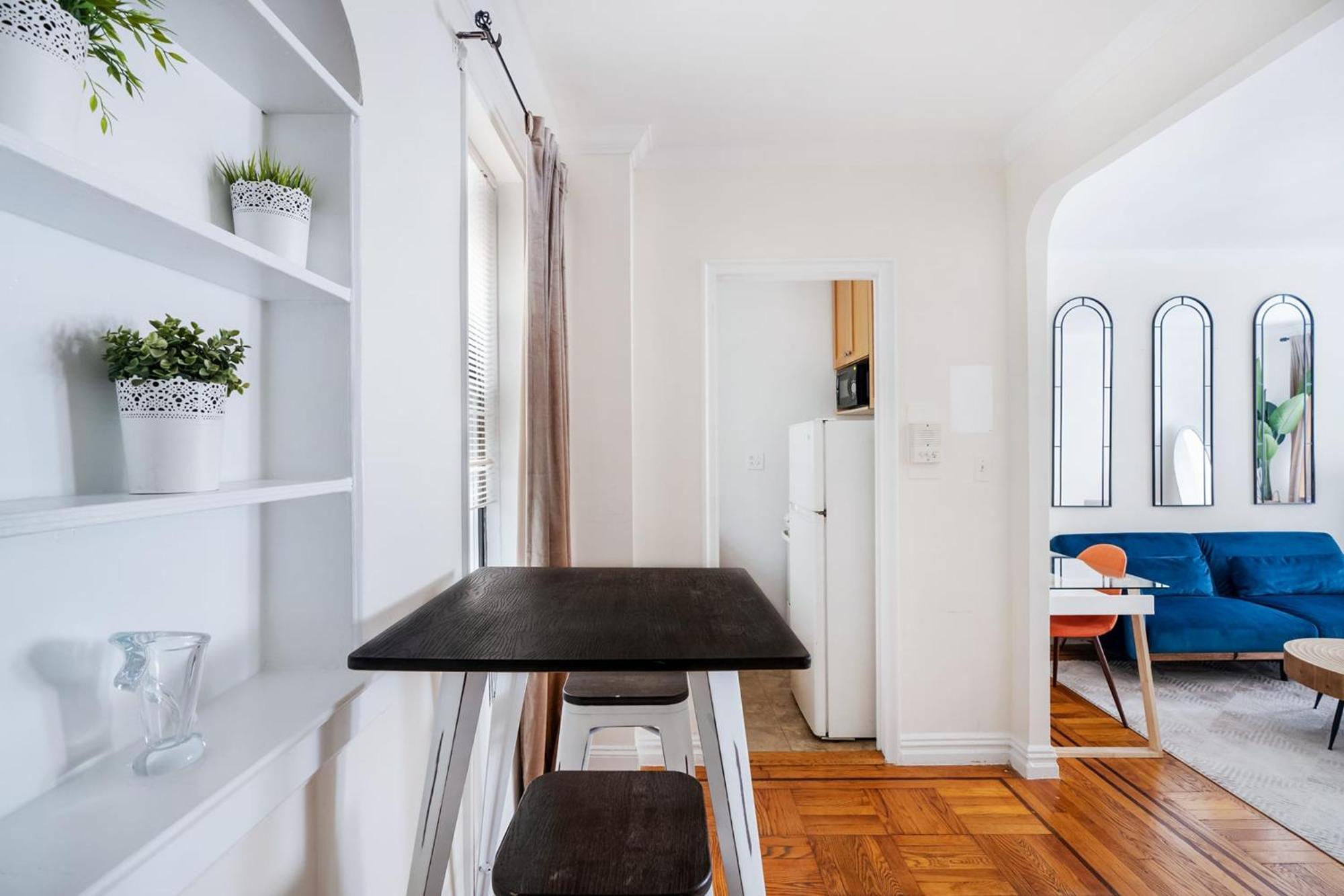 105-2c Xl Prime Location Apartment New York