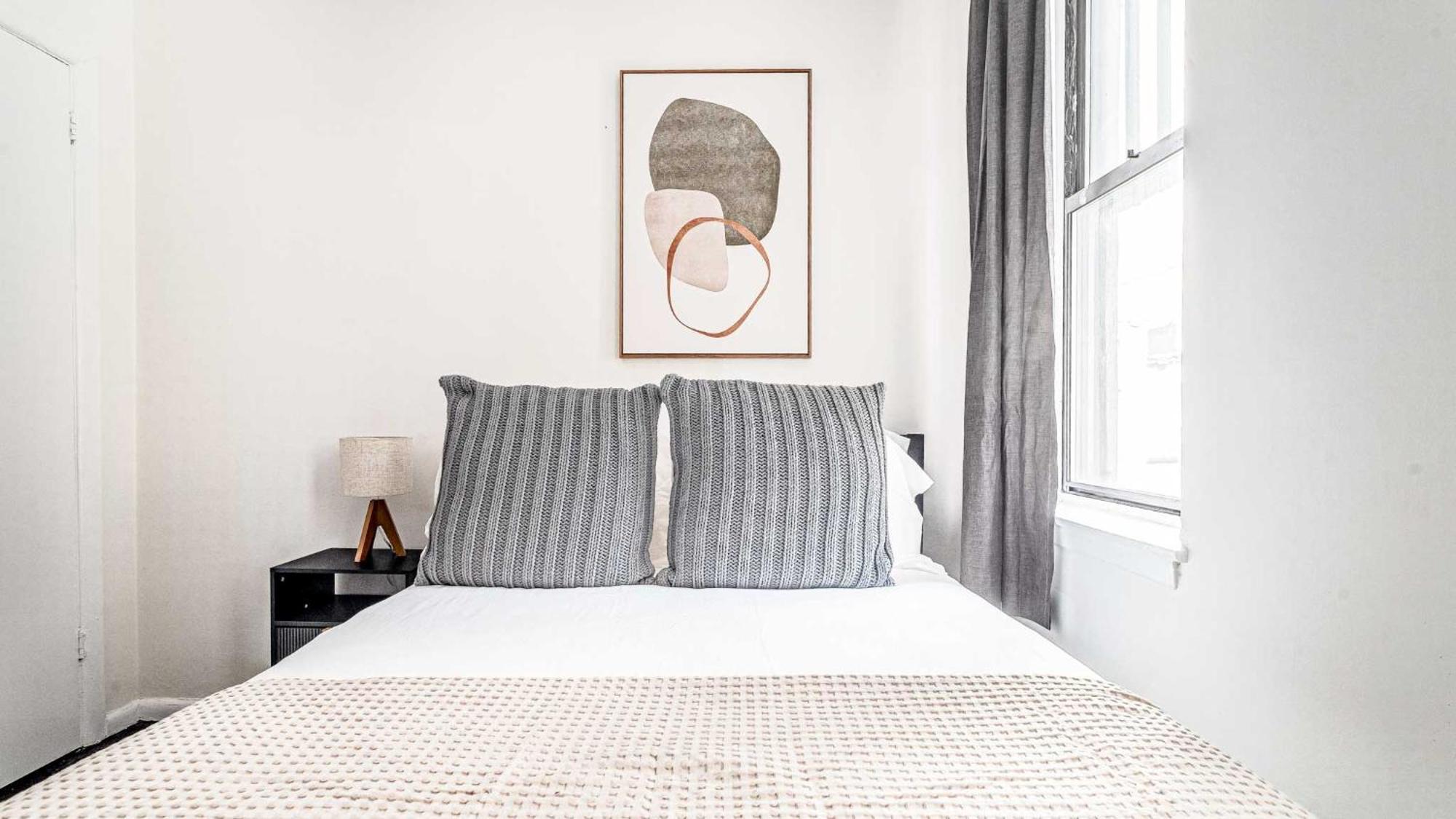 Apartment 2bd 1bth Apartment, Midtown Location Near Nyc Icons! New York