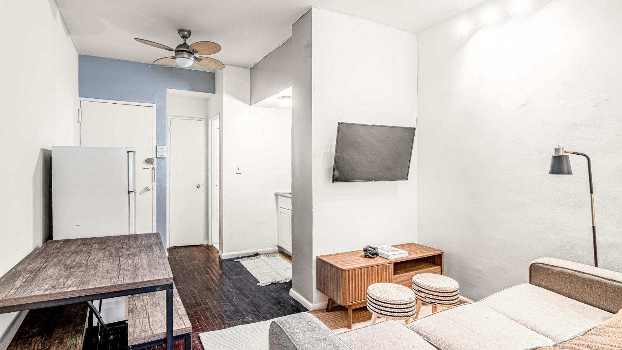 Apartment 2bd 1bth Apartment, Midtown Location Near Nyc Icons! New York