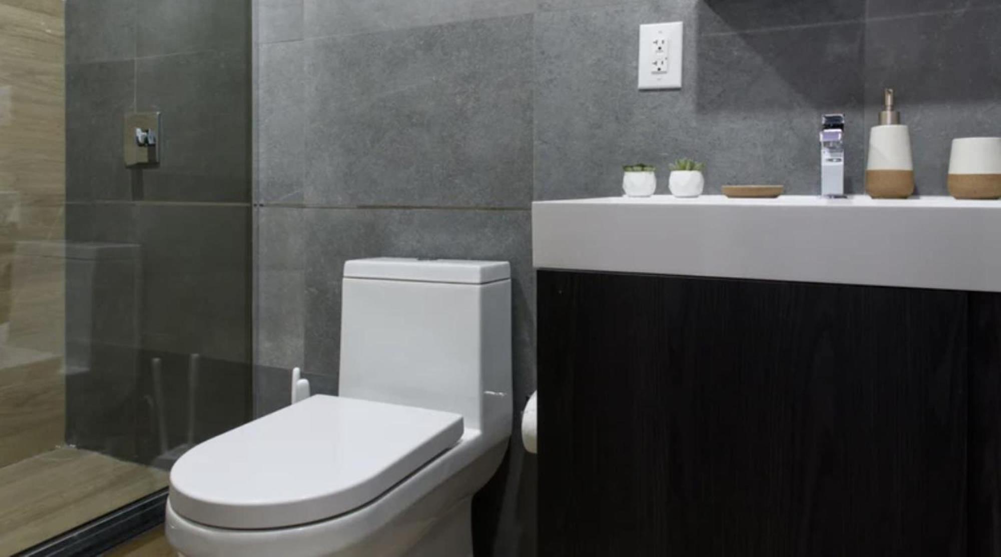 1597-14 New Renovated Rime Ues Apartment New York