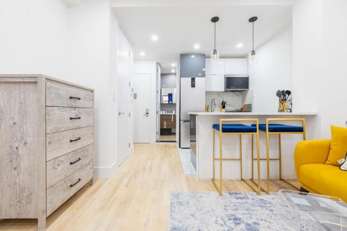 1597-13 I Brand New Prime Upper East Apartment *