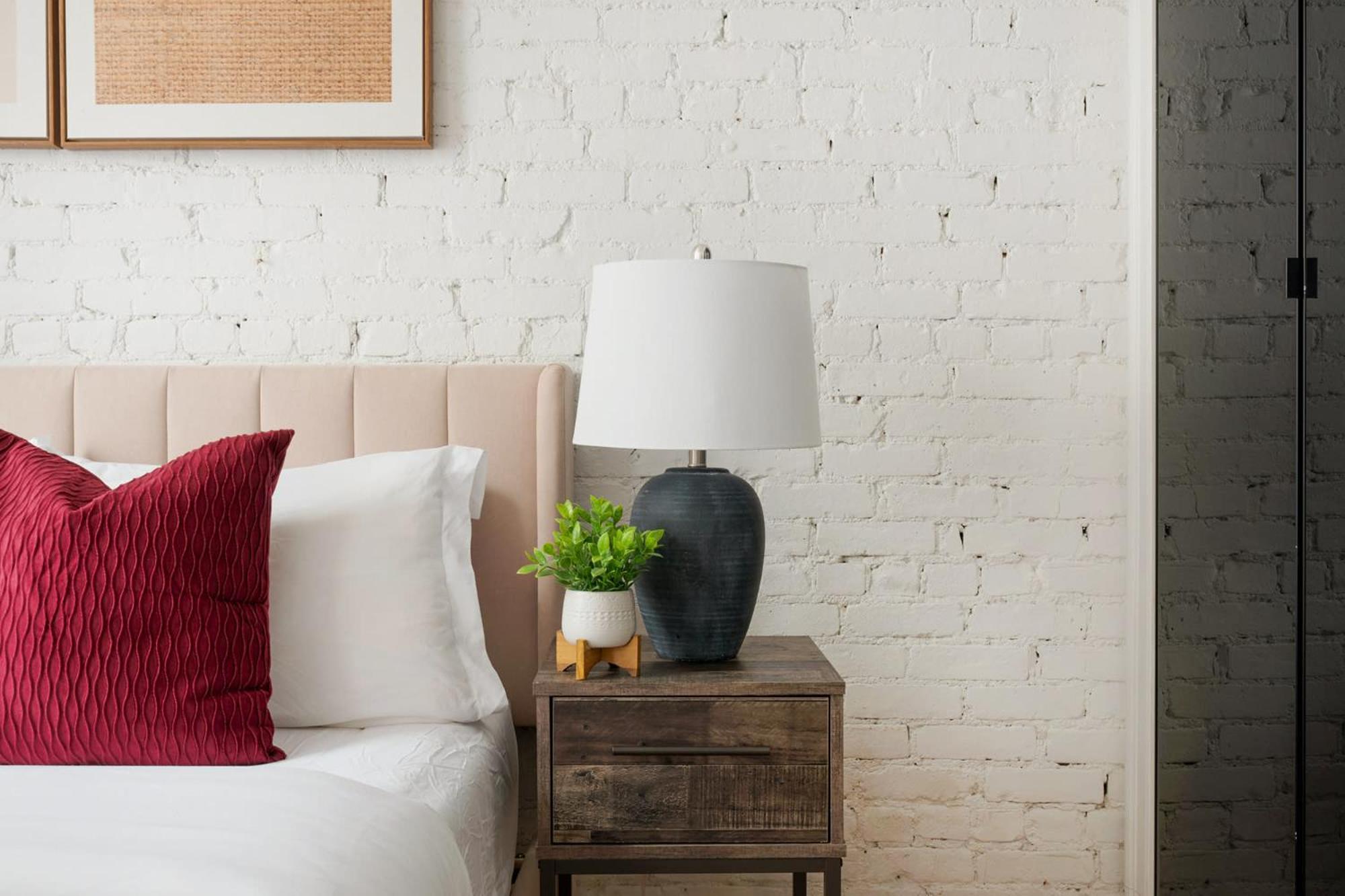 139-2w Prime West Village Furnished 2br Value New York