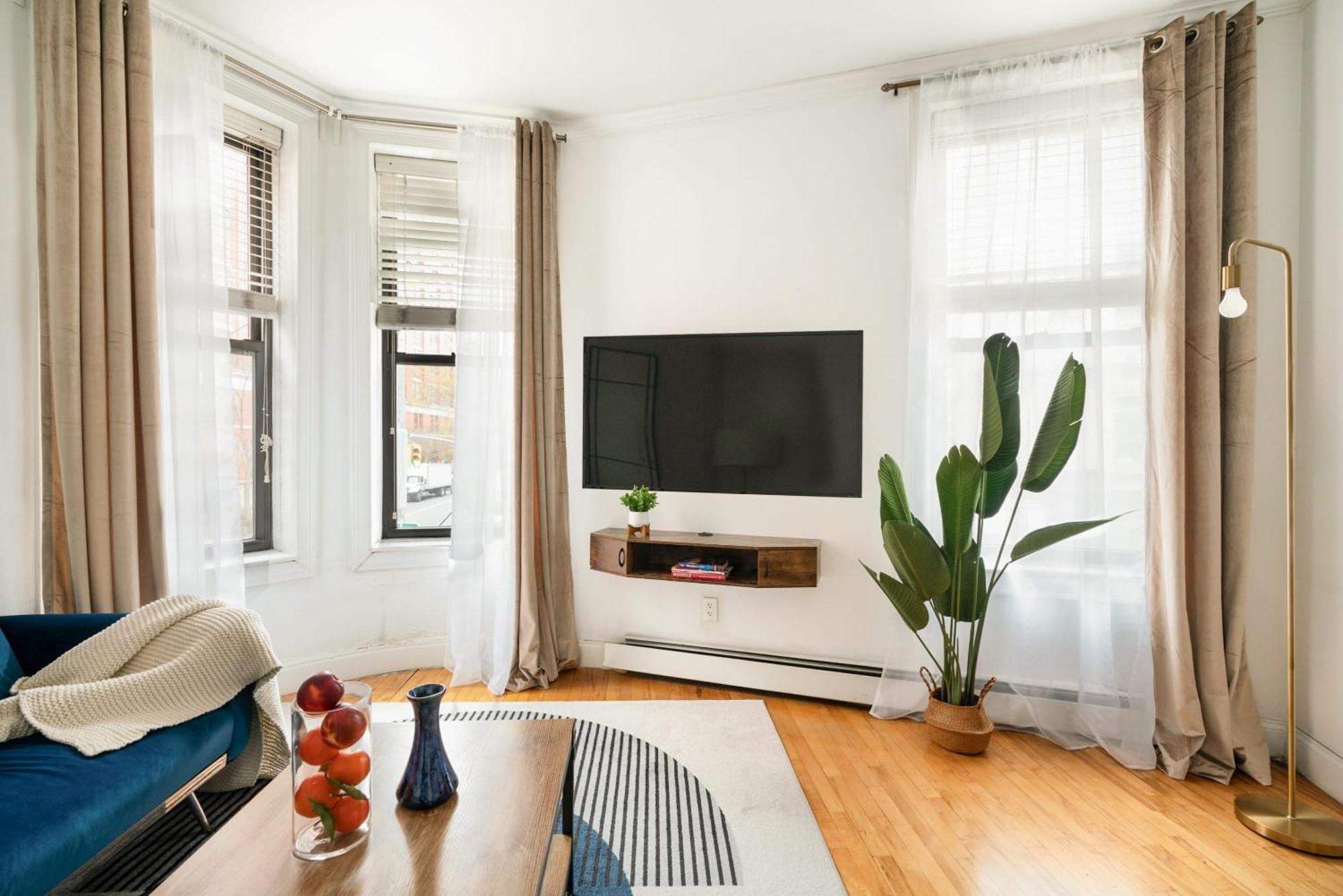 Apartment 139-2w Prime West Village Furnished 2br Value *