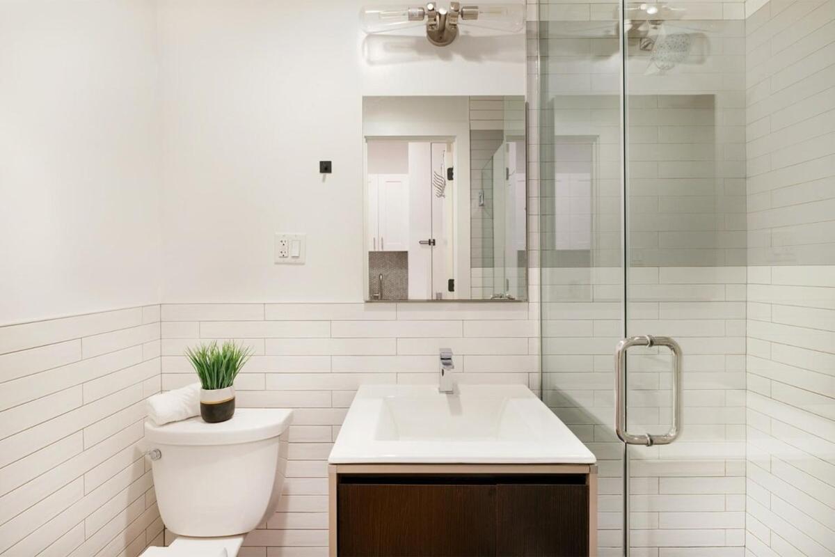 1290-8 New Renovated 2 Bedrooms In Ues New York