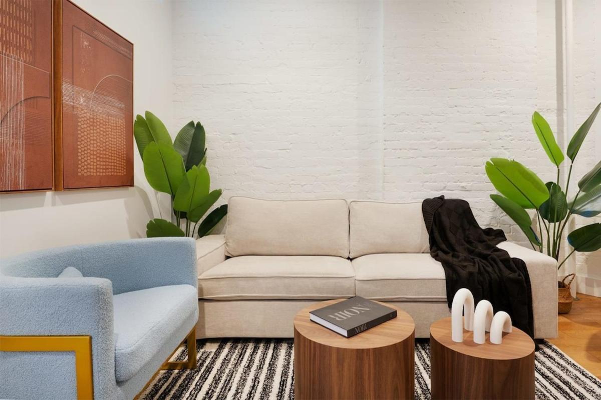 1290-8 New Renovated 2 Bedrooms In Ues