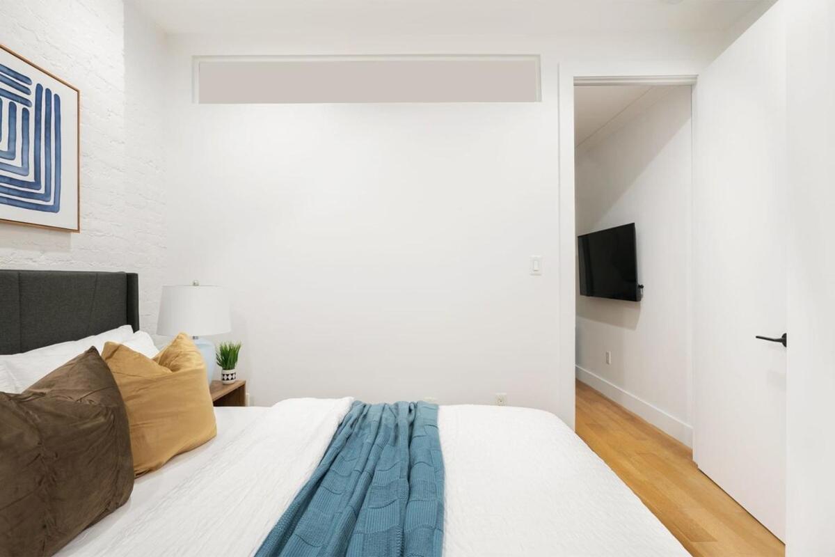 Apartment 1290-8 New Renovated 2 Bedrooms In Ues *
