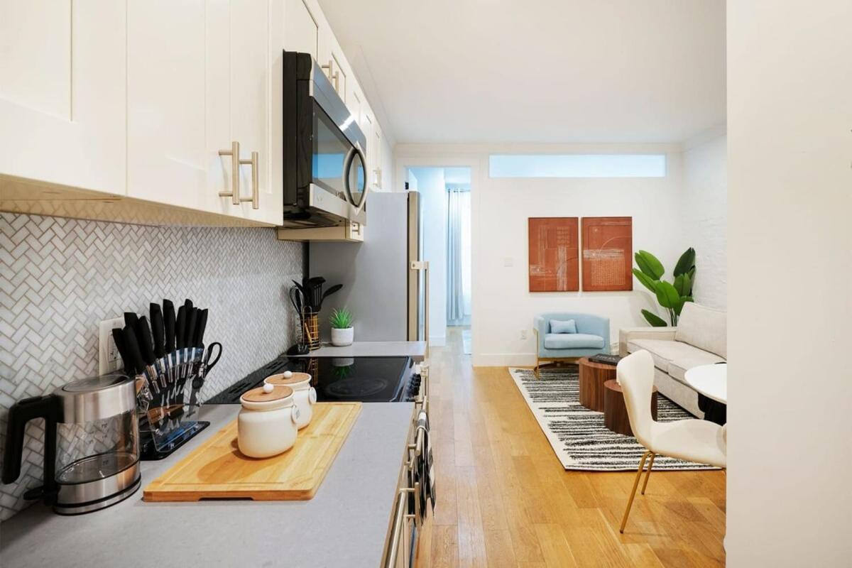 1290-8 New Renovated 2 Bedrooms In Ues