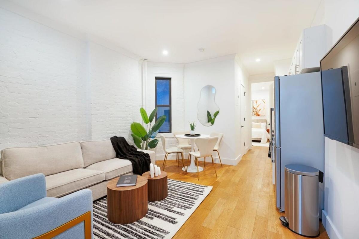 1290-8 New Renovated 2 Bedrooms In Ues Apartment