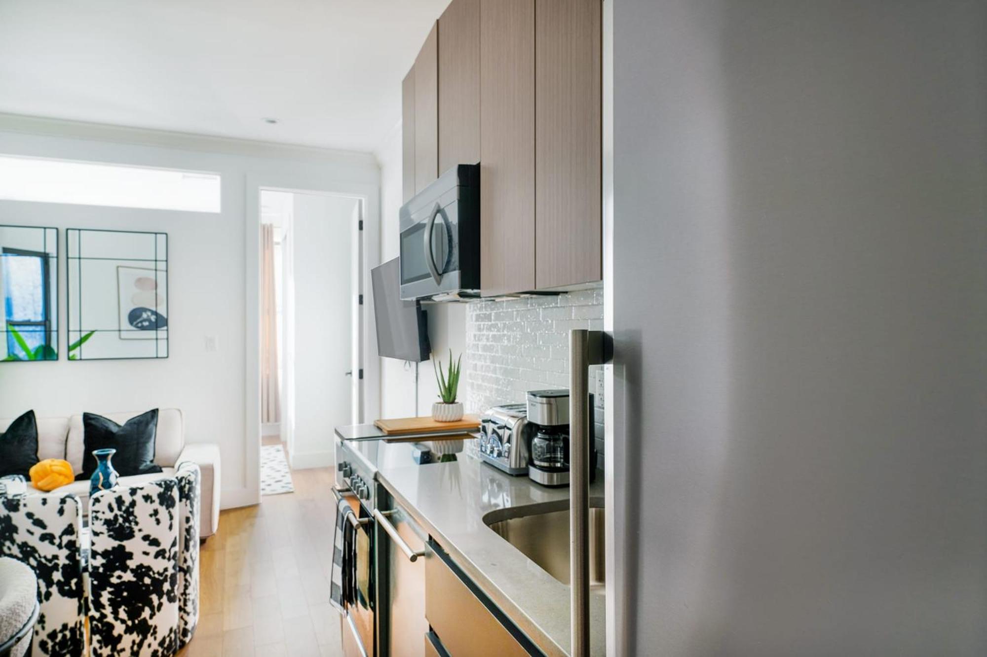 Apartment 1288-5fs New Renovated 2 Bedrooms In Ues New York