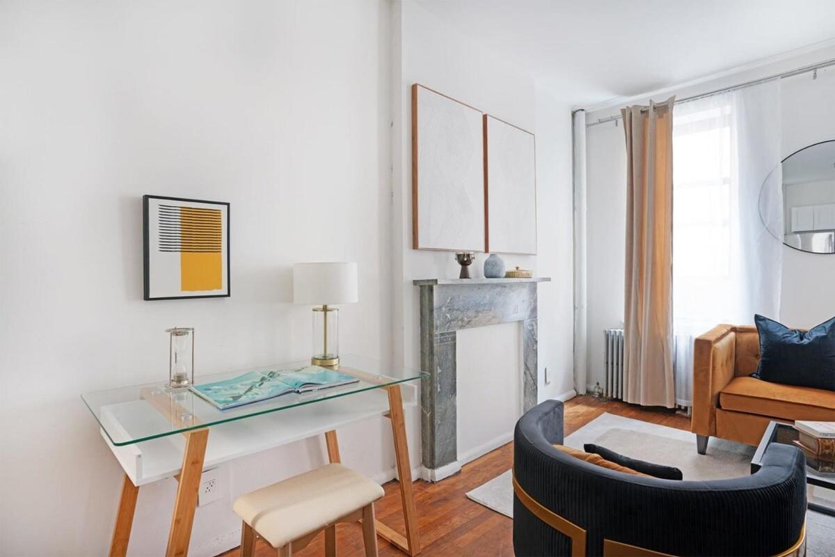 1288-3rn New Renovated 1 Bedroom In Ues Apartment *