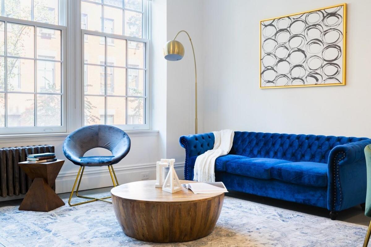 E10-2 Designer East Village Townhouse 1br * New York