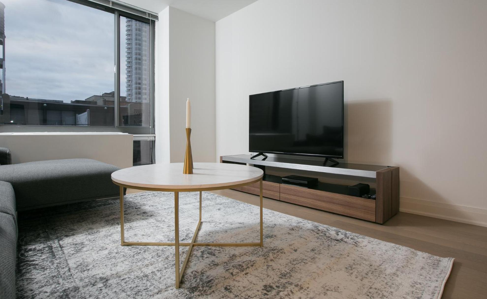Fully Furnished 1 Bedroom 1 Bathroom In Murray Hill Apartment *