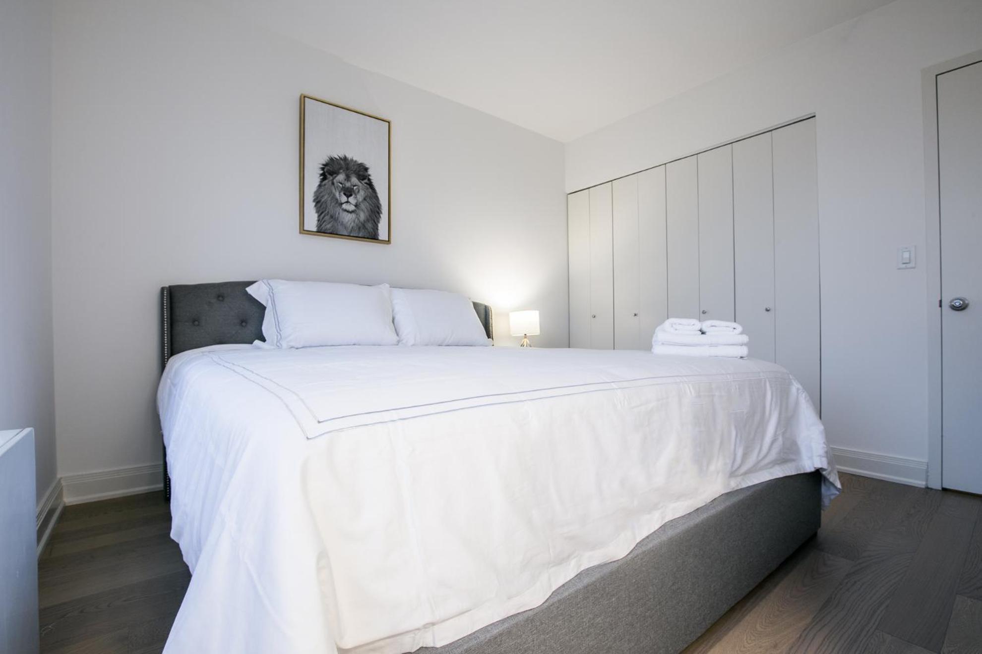 Fully Furnished 1 Bedroom 1 Bathroom In Murray Hill
