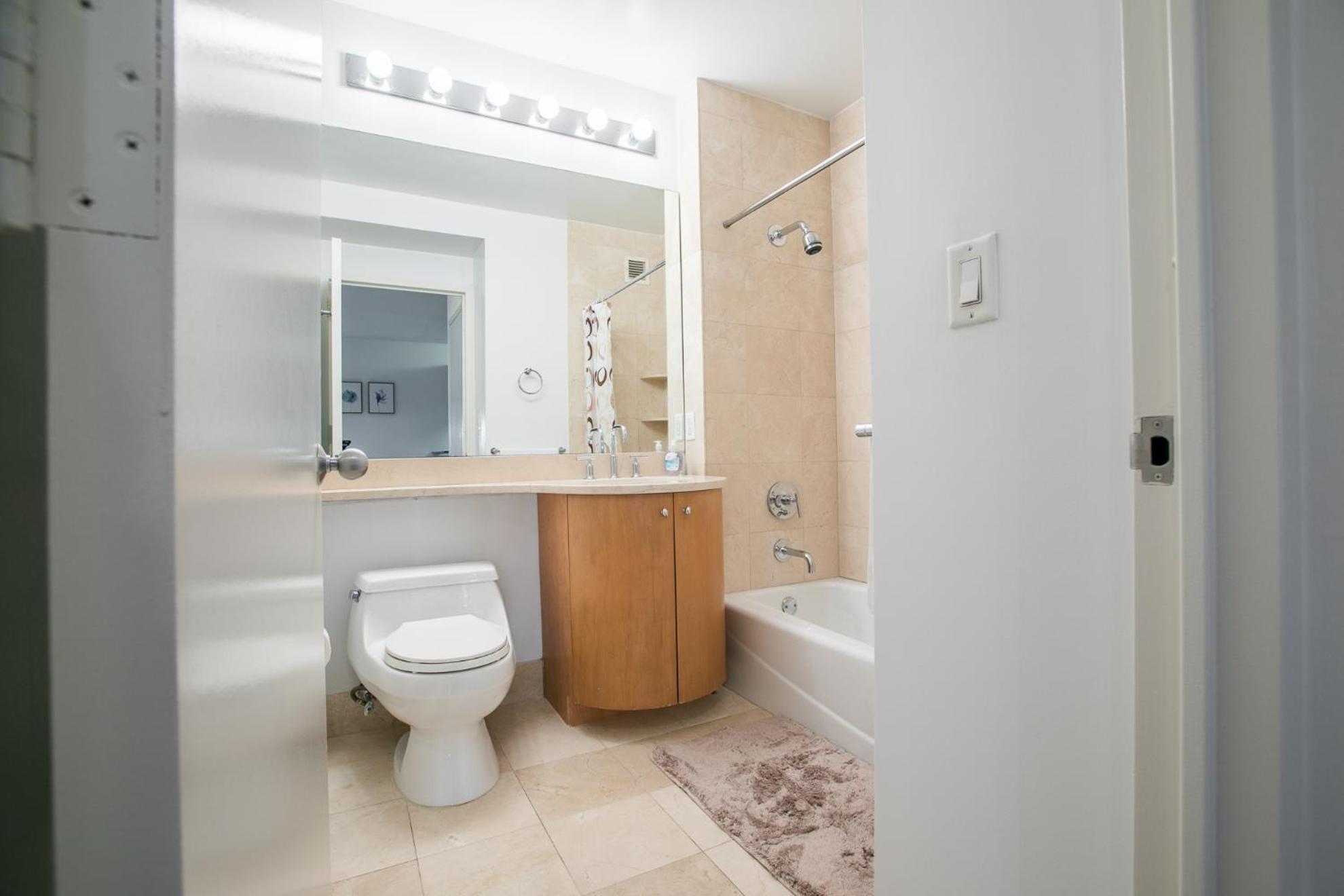 Fully Furnished 1 Bedroom 1 Bathroom In Murray Hill New York
