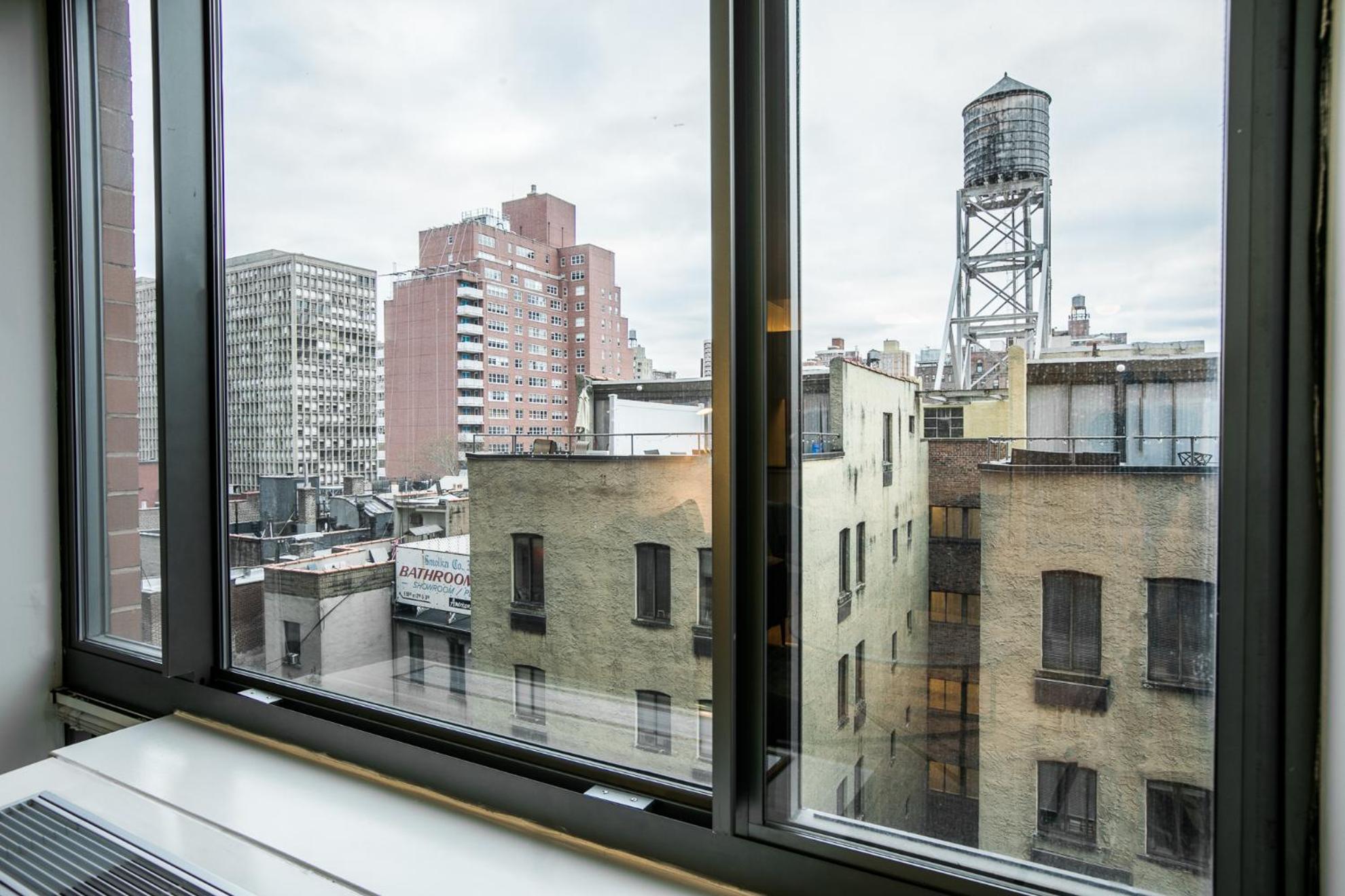 Fully Furnished 1 Bedroom 1 Bathroom In Murray Hill