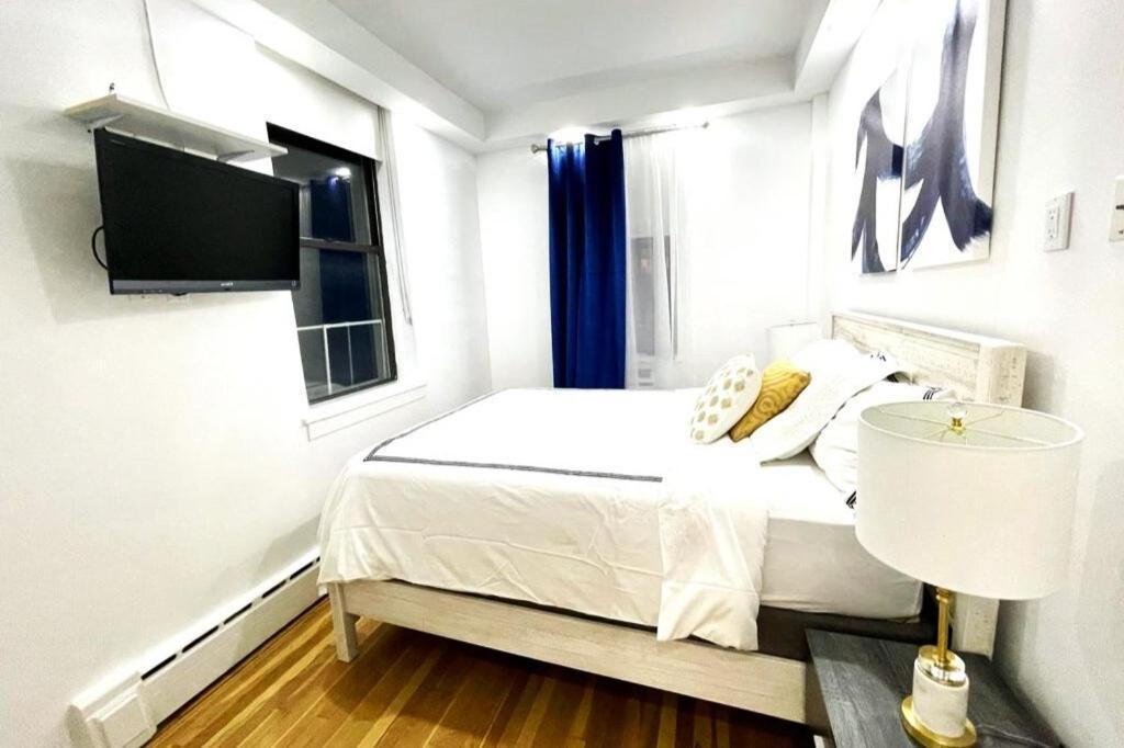 Apartment 62-2b Renovated 1br Located In Prime Upper East Side