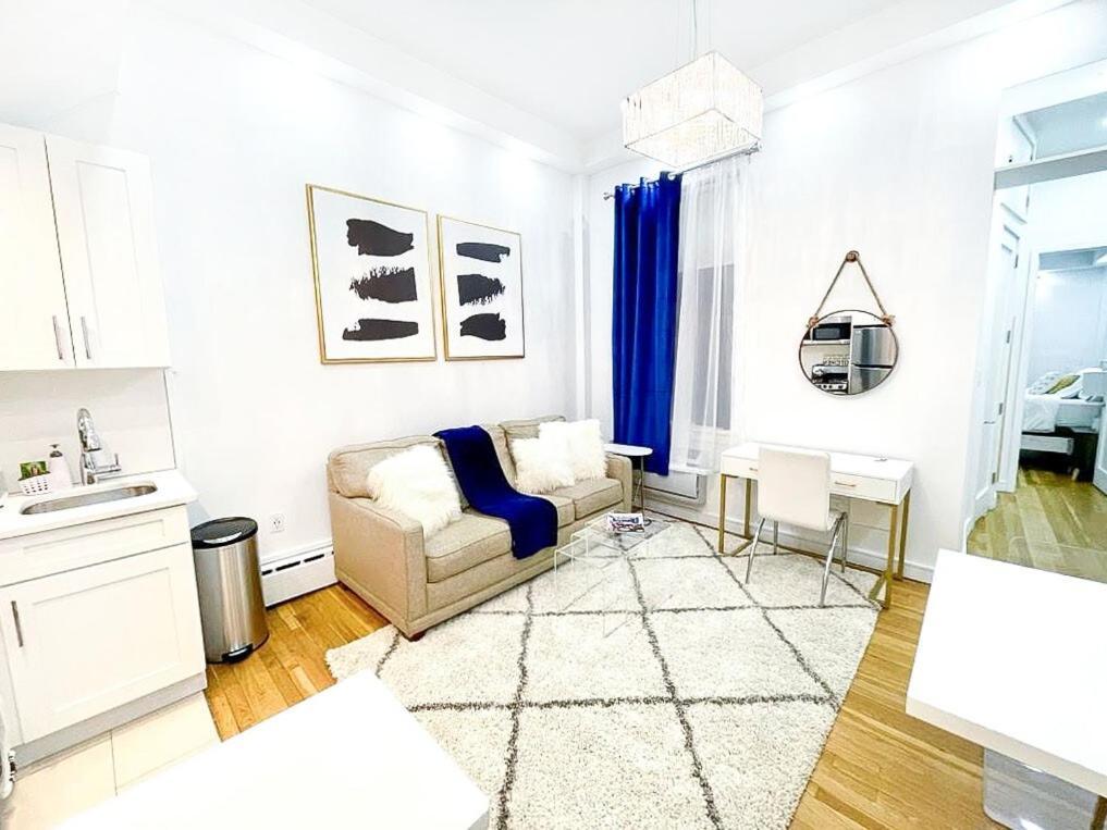 62-2b Renovated 1br Located In Prime Upper East Side * New York