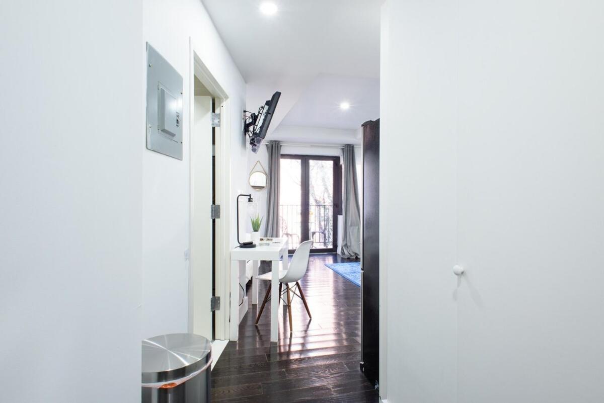 809-4b Balcony W&d Prime Location * New York