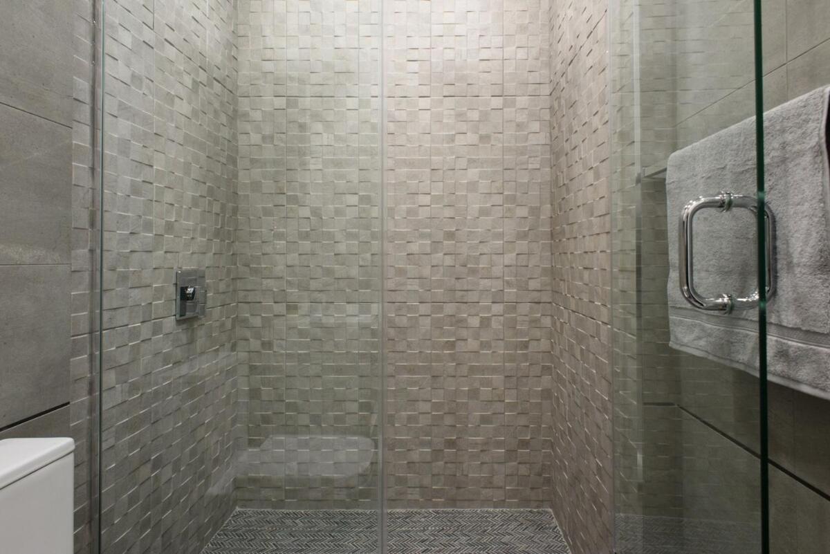 78-3d Brand New 1br Prime Ues Wd In Unit New York